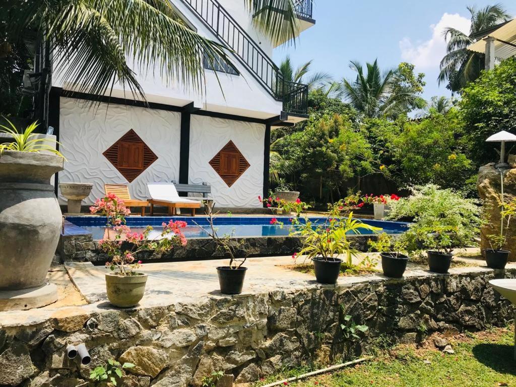 Peaceful Green Villa Унаватуна Экстерьер фото